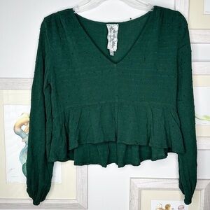 SADIE & Sage Green Swiss Dot Peplum V Neck Cropped Blouse Women’s Size Small